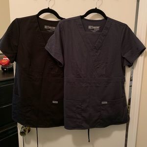 Greys Anatomy scrubs set (top and pants) Medium